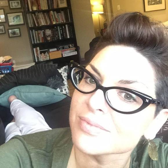 Profile Picture of Kimberly Calhoun (@kimbo1976) on Poshmark