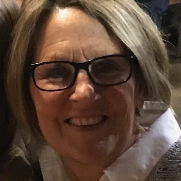 Profile Picture of Kim Stoken (@eabcj) on Poshmark