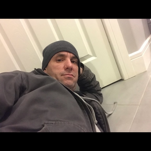 Profile Picture of Errol Penney (@errol_p) on Poshmark