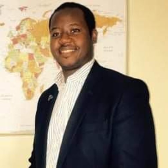 Profile Picture of Travis Wright (@tvwright12) on Poshmark