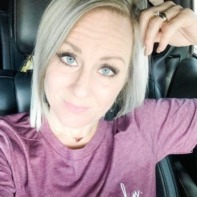 Profile Picture of Linda Buffington (@LindaBuffingto9) on Twitter
