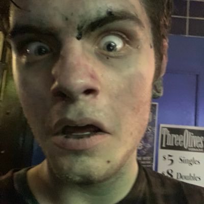Profile Picture of Jakob Hewitt (@slashandgore) on Twitter