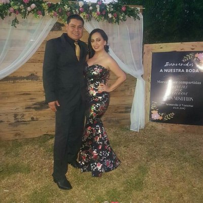 Profile Picture of Carlos Colunga (@ewing_77) on Twitter