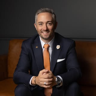 Profile Picture of Joshua Austin DDS, MAGD FACD (@joshuaaustindds) on Instagram