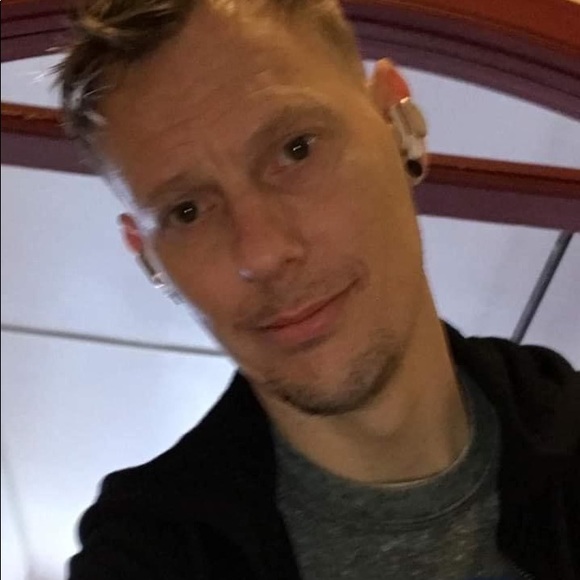 Profile Picture of Jason Mccready (@jasonmccready) on Poshmark