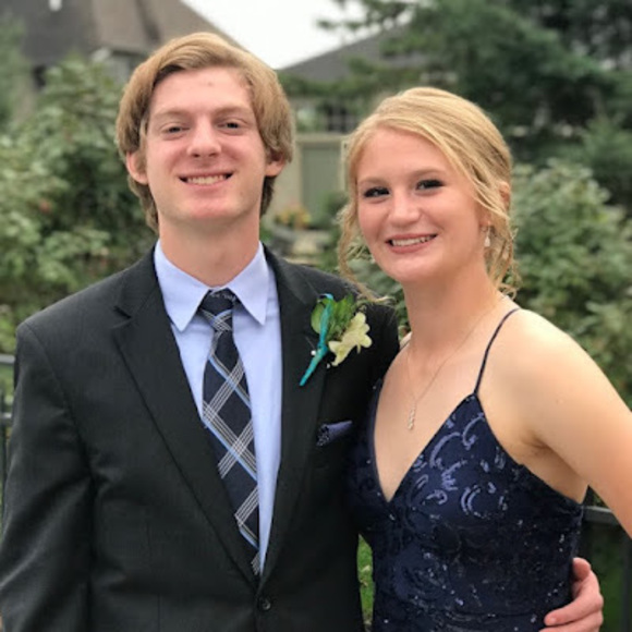 Profile Picture of Ethan Long (@longethan44) on Poshmark