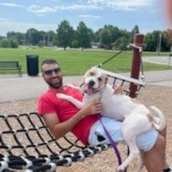 Profile Picture of Matt Conway (@mattman1092) on Poshmark