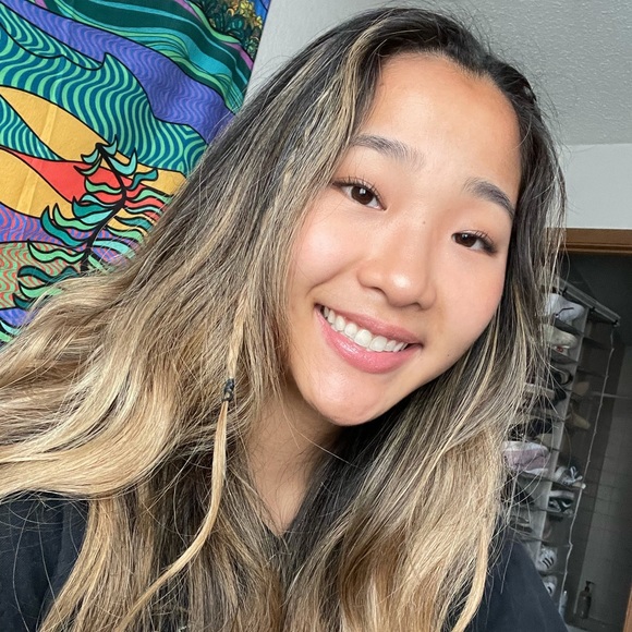 Profile Picture of Katherine Garlick (@katiemee1) on Poshmark