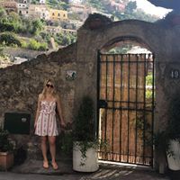 Profile Picture of Lindsey Dragelin (@lindsey-dragelin) on Quora