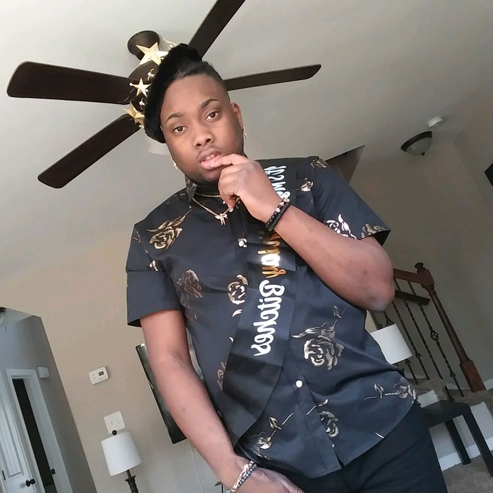 Profile Picture of Shawn (@man_of_pride) on Tiktok