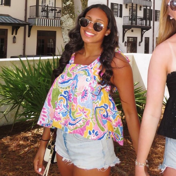 Profile Picture of simonebrownnn (@simonebrownnn) on Tiktok