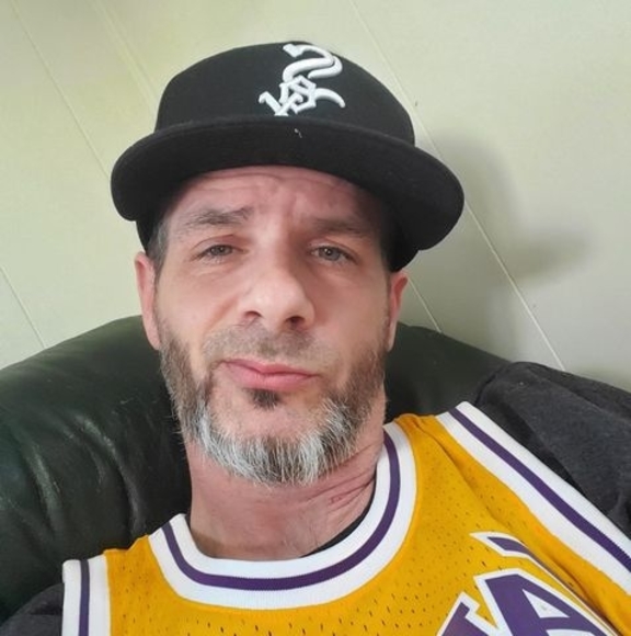 Profile Picture of Kayne Vallis (@kayne_vallis) on Poshmark