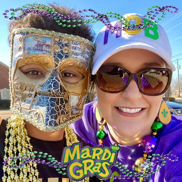 Profile Picture of Heather Gossett williams (@hngwilliams) on Poshmark