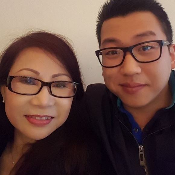 Profile Picture of Peter Le (@peterle124) on Poshmark