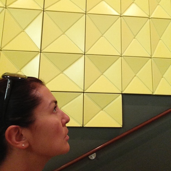 Profile Picture of Debora Mcclure (@sbdebs) on Poshmark