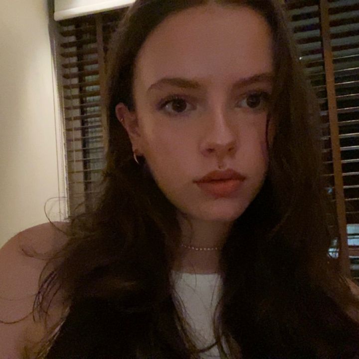 Profile Picture of ★eline★ (@elinegoldstein) on Tiktok