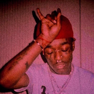 Profile Picture of Jonathan Marlow (@Jonatha15977410) on Twitter