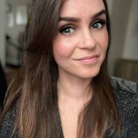 Profile Picture of Laura Olson (@laulbabe) on Pinterest