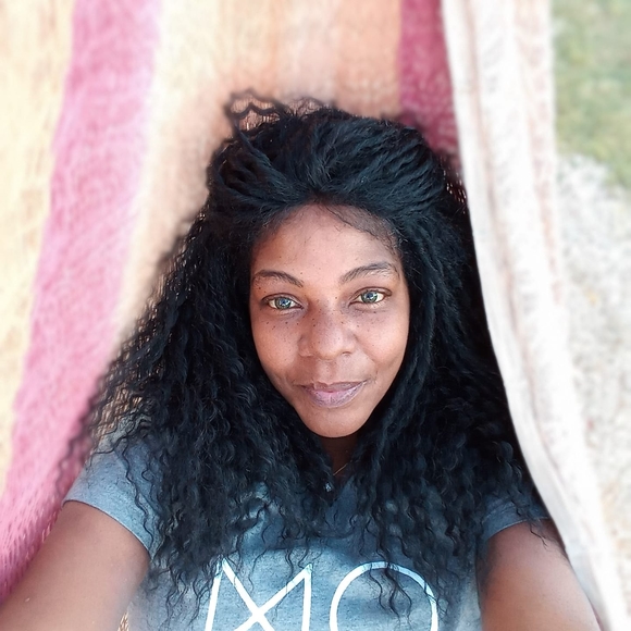 Profile Picture of Rita Mays (@tinlady2011) on Poshmark