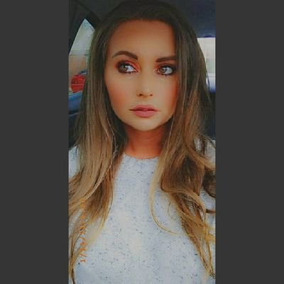 Profile Picture of Kimberly  🥀 (@Kim_Trudeau88) on Twitter