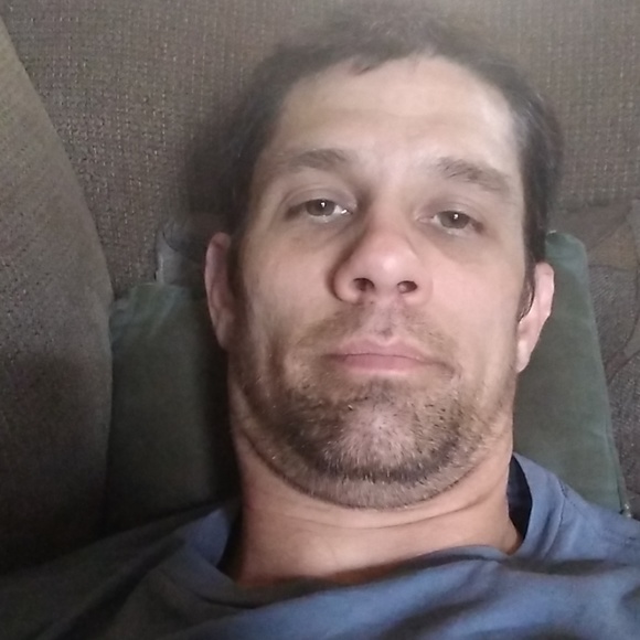 Profile Picture of Eric Amaral (@ericamaral) on Poshmark