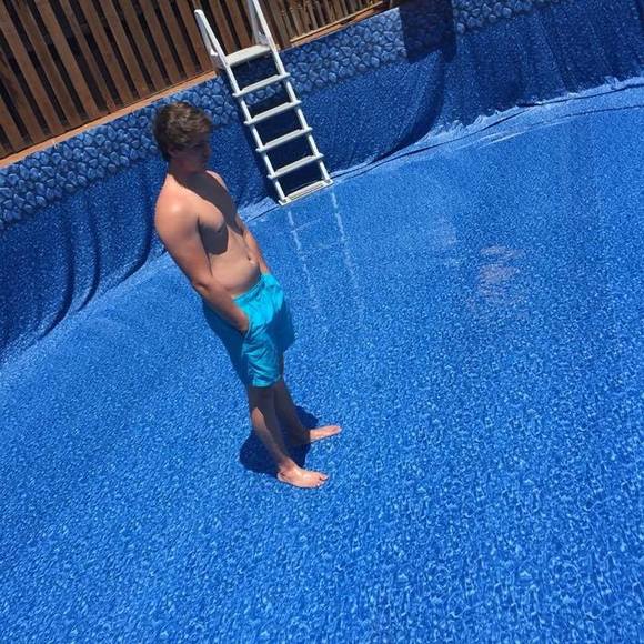 Profile Picture of Steven Singleton (@tsingleton68) on Poshmark