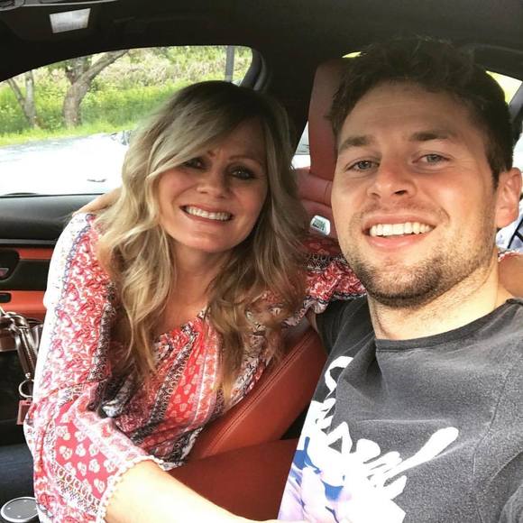 Austin Gebauer - Poshmark Profile Picture of Austin Gebauer (@austindwayne) on Poshmark