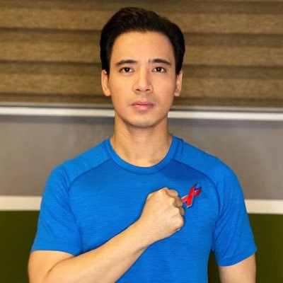 Profile Picture of Erik Santos (@realeriksantos) on Twitter