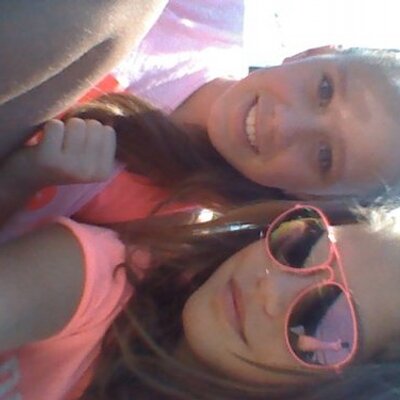 Profile Picture of Ramona Simon (@@csillarami69) on Twitter