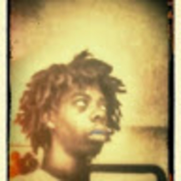 Profile Picture of Savage Savage (@savagesavage24) on Poshmark