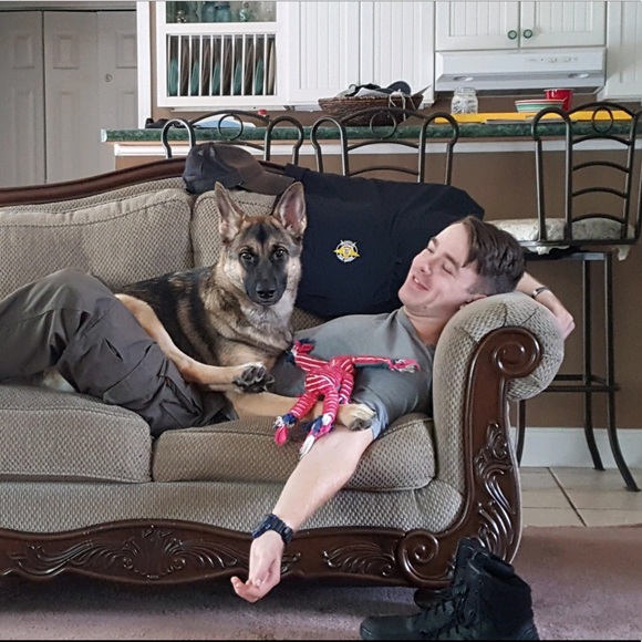 Profile Picture of Jeremy Grooms (@clay1027) on Poshmark