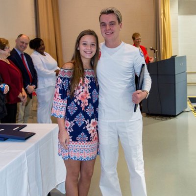 Profile Picture of Hunter McClintock (@meatballprobs11) on Twitter