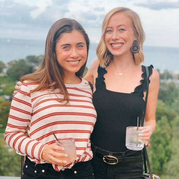 Profile Picture of Maeve Cutts (@maevecutts) on Poshmark