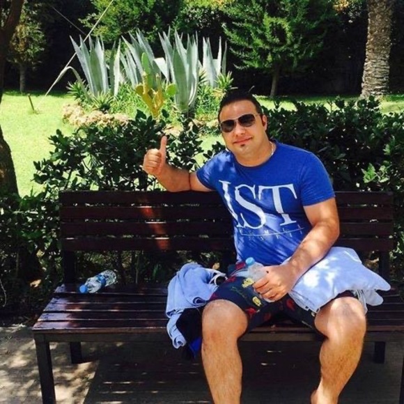 Profile Picture of Ali Siadatan (@siadatanali) on Poshmark