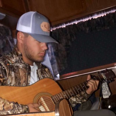 Profile Picture of Cody Russell (@___RUSSELL__) on Twitter