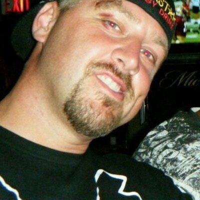 Profile Picture of Barry Henderson (@Hendo3030) on Twitter