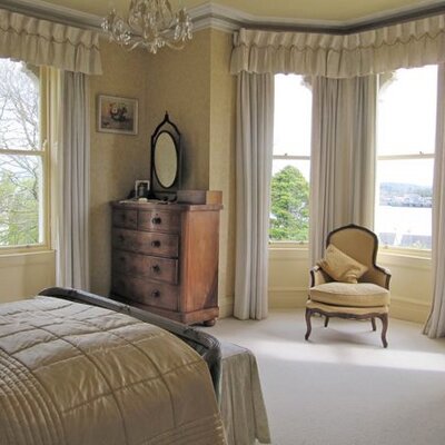 Profile Picture of Deirdre Pearson (@OakhurstHouse) on Twitter