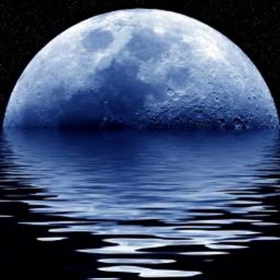 Profile Picture of Φεγγαρακι (@FeggarakiLampro) on Twitter