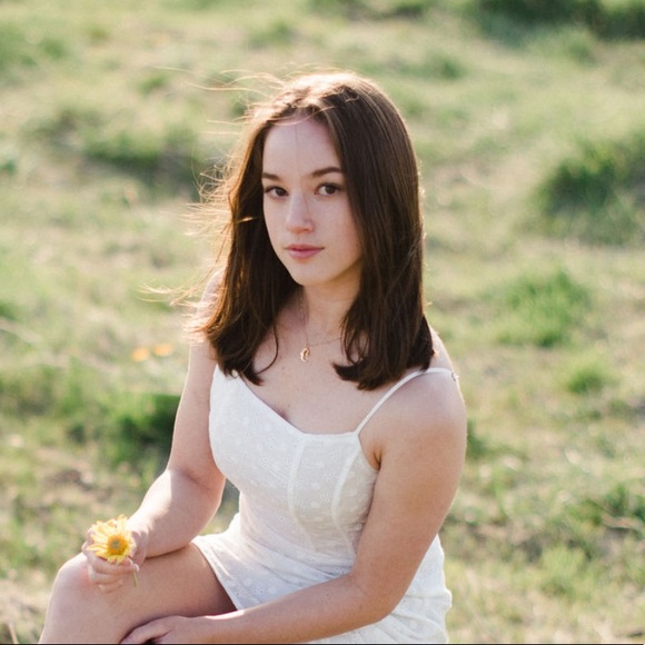 Profile Picture of Audrey Duggleby (@audreyduggleby) on Poshmark
