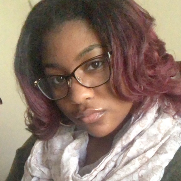 Profile Picture of Jennesa Lasane (@jlasane7) on Poshmark