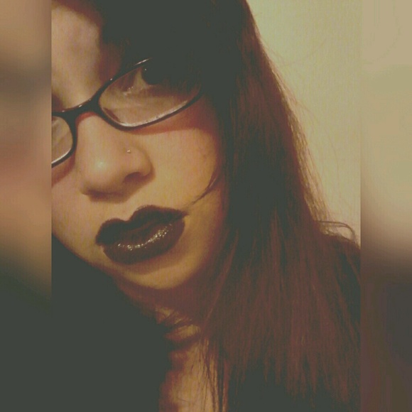 Profile Picture of Ray Alcantar (@mommarayclanton) on Poshmark