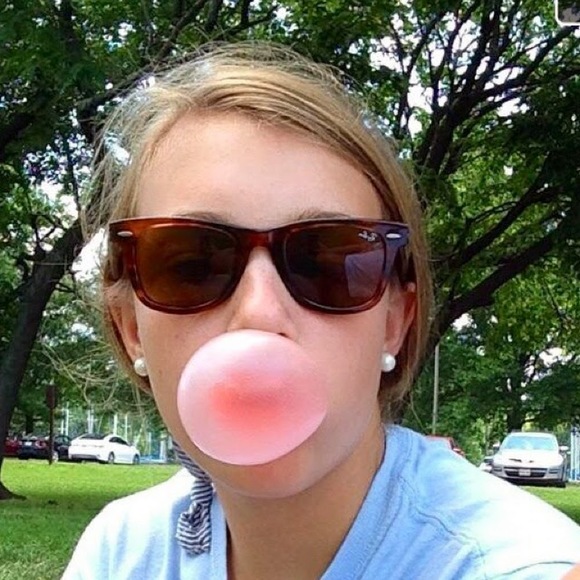 Profile Picture of Emily Ervin (@emily_ervin) on Poshmark