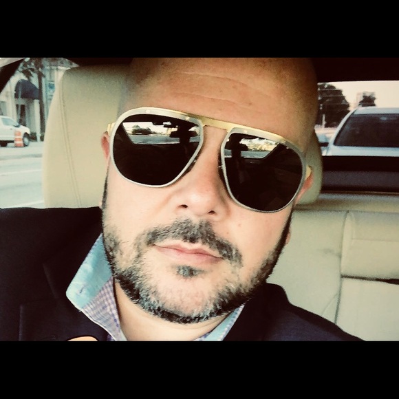 Profile Picture of Jander Rocha (@janderusa) on Poshmark