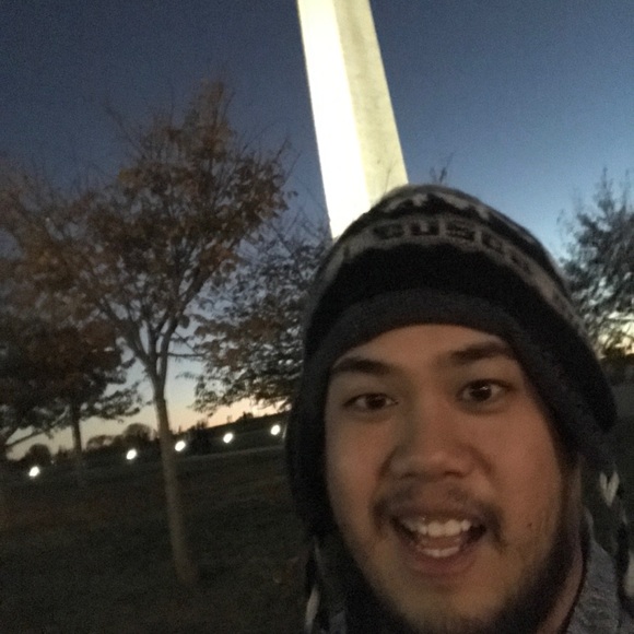 Profile Picture of Kenith Hoang (@hoank1991) on Poshmark