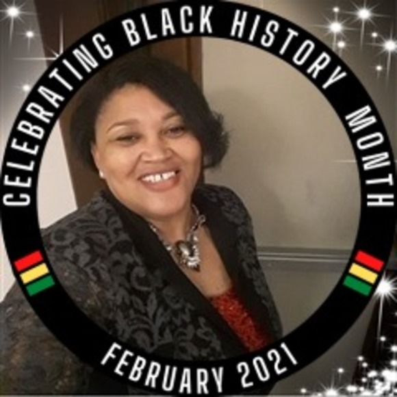 Profile Picture of Lisa Wheeler (@lwheelerl) on Poshmark