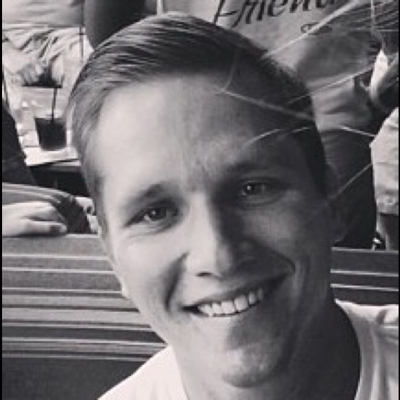 Profile Picture of Bradley Bell (@bbell2323) on Poshmark