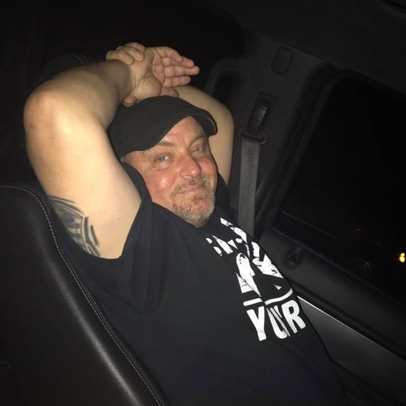 Profile Picture of Brian Tapley (@briantapley) on Poshmark