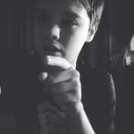 Profile Picture of Aaron Whitlock (in the flesh) (@aaronplaysstuff) on Instagram