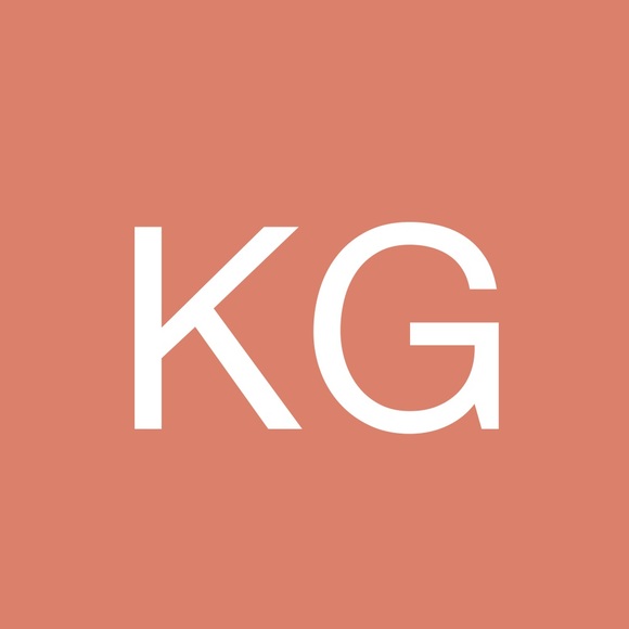 Profile Picture of Kevin Gonzales (@tilkybentalu) on Poshmark