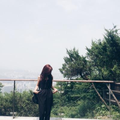 Profile Picture of Claire Lau (@omgitsclairelau) on Twitter